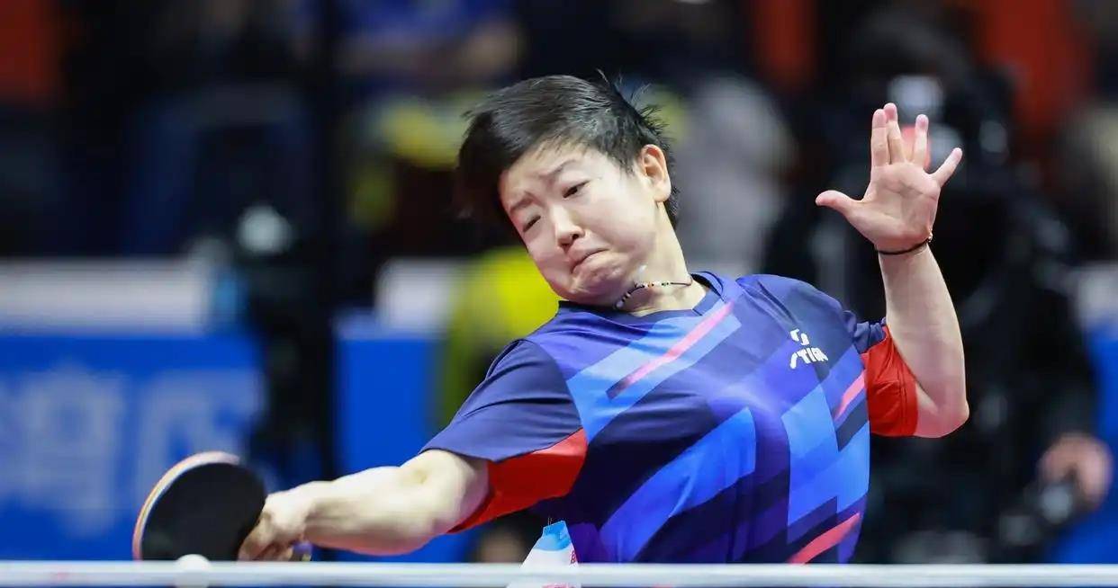  孙颖莎复出首秀出彩，拜仁慕尼黑主场险胜上海申花，豪取5连胜